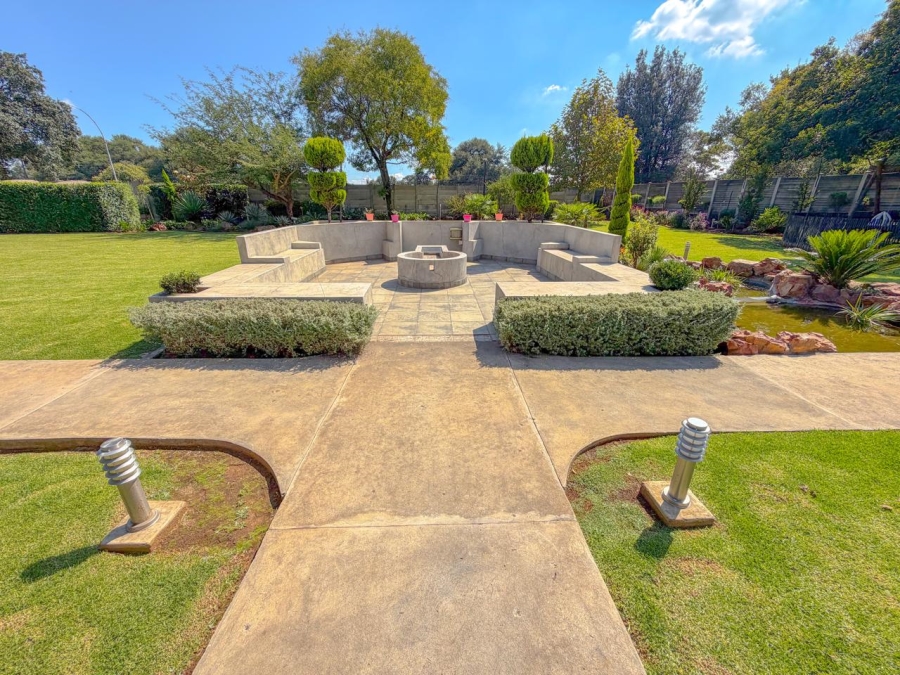 5 Bedroom Property for Sale in Sasolburg Ext 4 Free State